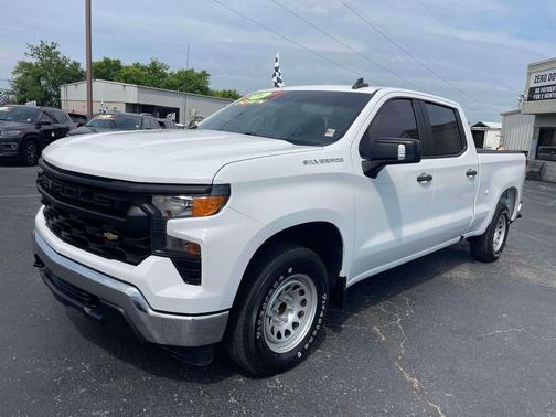 Summit White 2022 Chevrolet Silverado 1500 WT