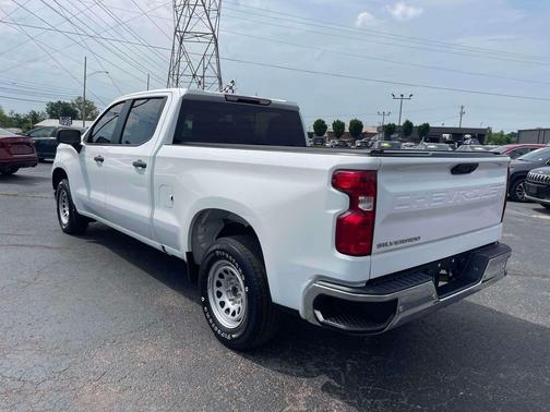 Summit White 2022 Chevrolet Silverado 1500 WT