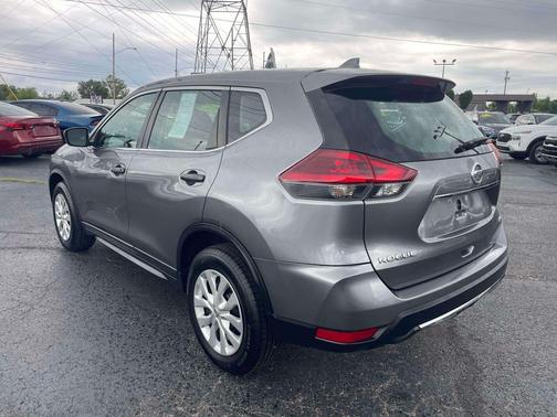 Gun Metallic 2018 Nissan Rogue S