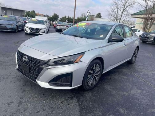 2024 Nissan Altima 2.5 SV