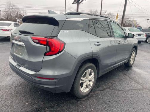 2020 GMC Terrain SLE