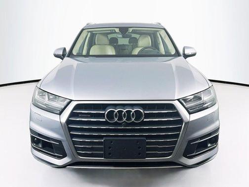 2019 Audi Q7 55 Prestige