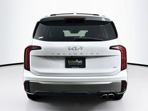 Glacial White Pearl 2025 Kia Telluride S