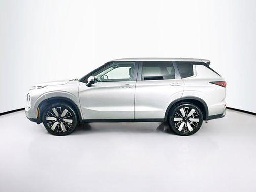 2025 Mitsubishi Outlander SE 2.5 2WD