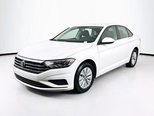 Pure White 2019 Volkswagen Jetta 1.4T S