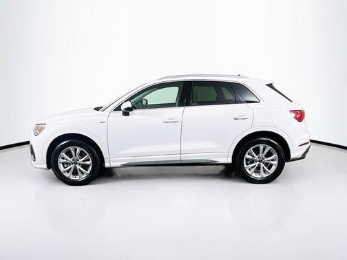 2024 Audi Q3 Premium 45 TFSI S line quattro Tiptronic