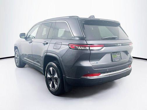 2022 Jeep Grand Cherokee 4xe Base