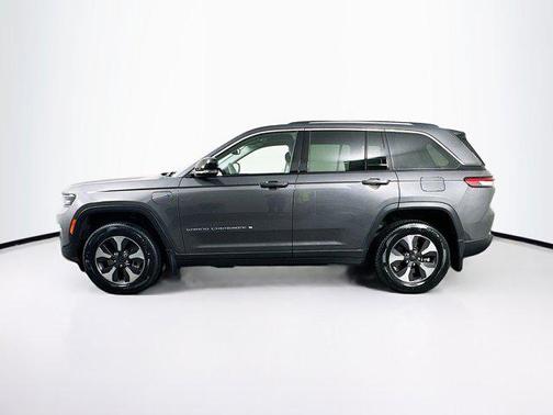 2022 Jeep Grand Cherokee 4xe Base