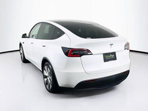 2021 Tesla Model Y Standard Range Rear-Wheel Drive