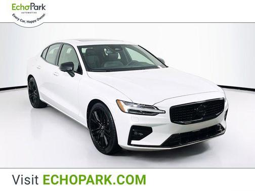 2024 Volvo S60 B5 Plus Black Edition