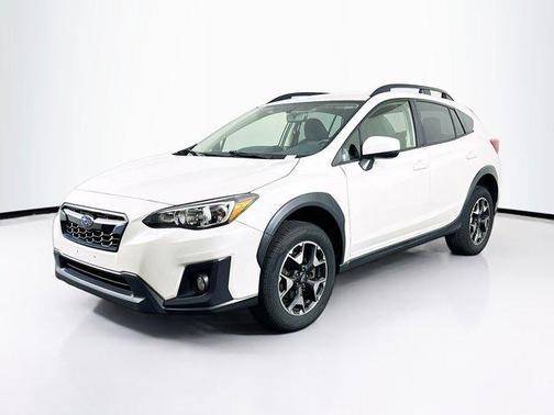 Crystal White Pearl 2019 Subaru Crosstrek 2.0i Premium