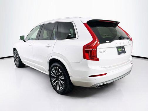 2020 Volvo XC90 T5 Momentum