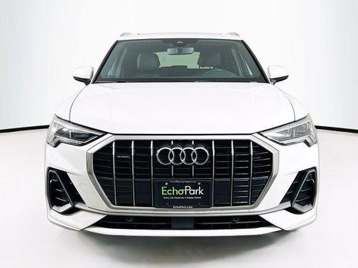 2024 Audi Q3 Premium 45 TFSI S line quattro Tiptronic