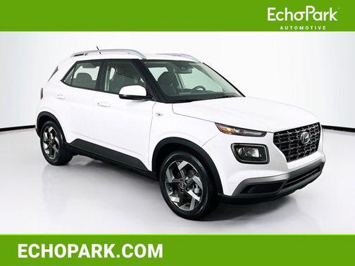 2024 Hyundai VENUE SEL