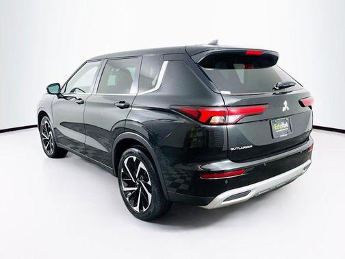 2023 Mitsubishi Outlander SE Special Edition 2WD