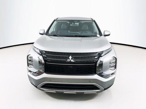 2024 Mitsubishi Outlander SE 2.5 2WD