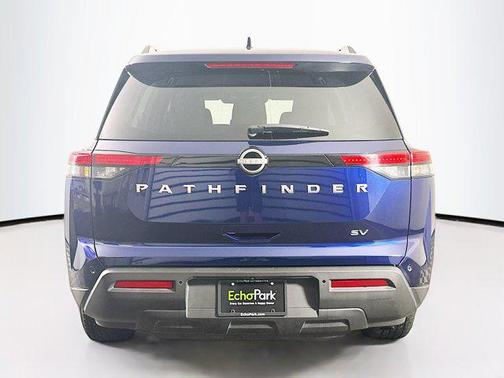 2024 Nissan Pathfinder SV FWD