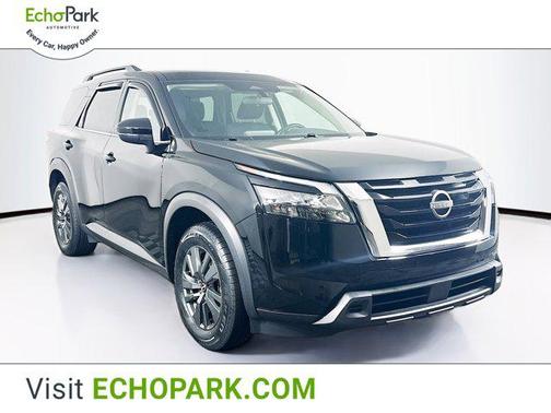 2024 Nissan Pathfinder SV FWD