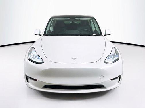 2025 Tesla Model Y Long Range Dual Motor All-Wheel Drive