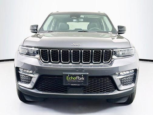 Baltic Gray Metallic Clearcoat 2023 Jeep Grand Cherokee Limited