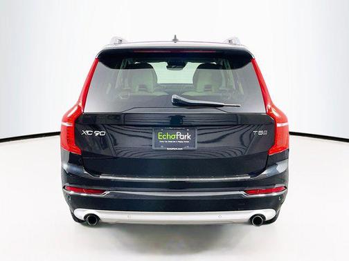 2018 Volvo XC90 T5 Momentum