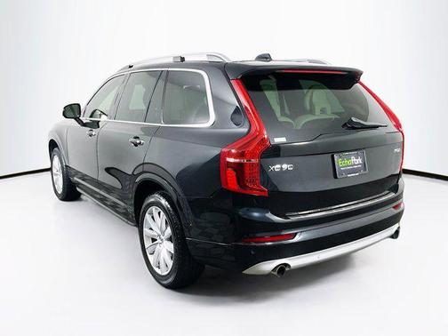 2018 Volvo XC90 T5 Momentum
