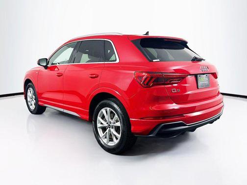 2024 Audi Q3 Premium 45 TFSI S line quattro Tiptronic