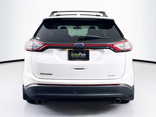 2018 Ford Edge SE