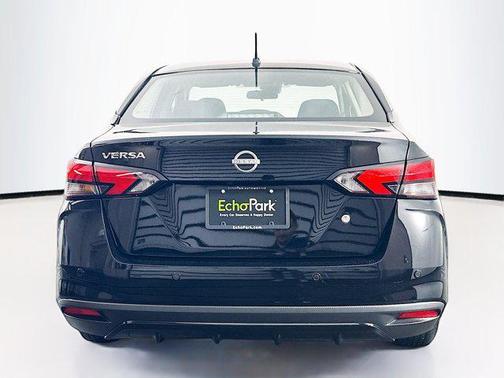 2024 Nissan Versa 1.6 S