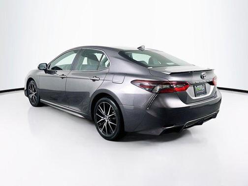 Predawn Gray Mica 2023 Toyota Camry SE