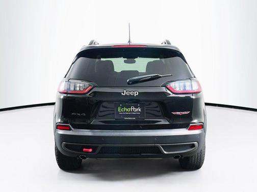 2022 Jeep Cherokee Trailhawk