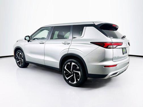 2024 Mitsubishi Outlander SE 2.5 2WD