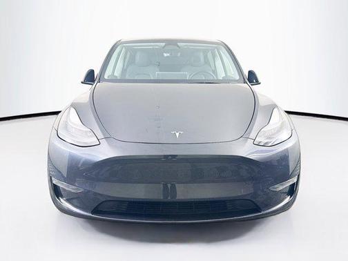2024 Tesla Model Y Long Range Dual Motor All-Wheel Drive