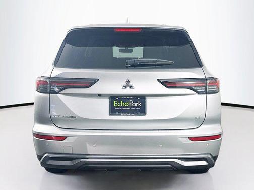 2025 Mitsubishi Outlander SE 2.5 2WD