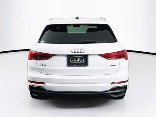 2023 Audi Q3 S line Premium