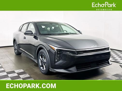 Interstellar Gray 2025 Kia K4 LXS