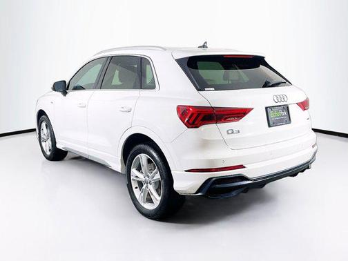 2020 Audi Q3 45 S line Premium