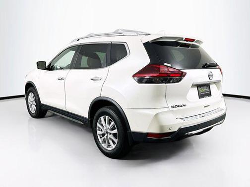 Pearl White Tricoat 2020 Nissan Rogue SV