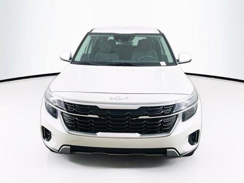 2024 Kia Seltos LX