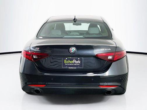 2022 Alfa Romeo Giulia Ti
