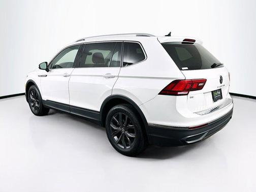 Opal White Pearl 2023 Volkswagen Tiguan 2.0T SE 4MOTION
