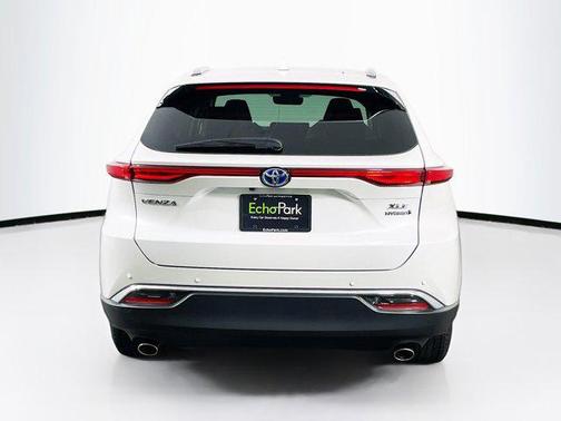 2022 Toyota Venza XLE