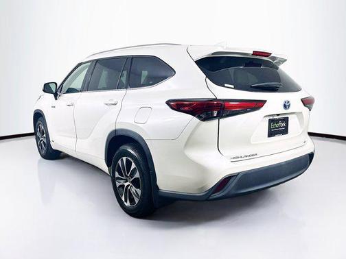 2020 Toyota Highlander Hybrid XLE