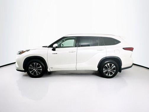 2020 Toyota Highlander Hybrid XLE