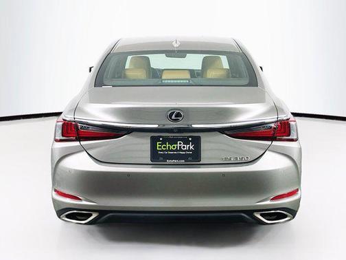2021 Lexus ES 350 Base