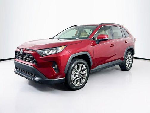 2019 Toyota RAV4 XLE Premium