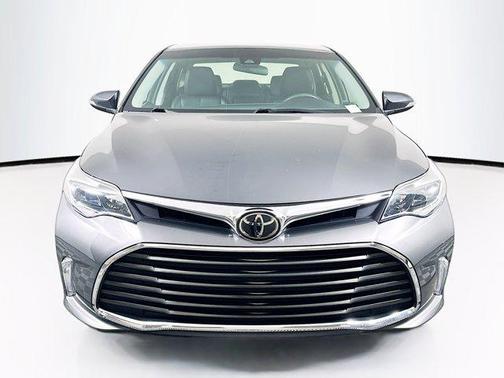 2018 Toyota Avalon XLE