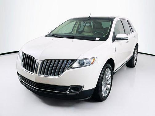 2015 Lincoln MKX Base