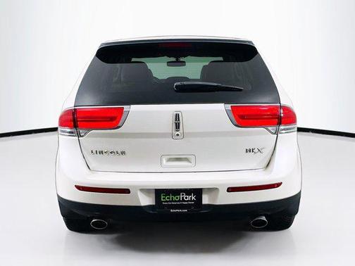 2015 Lincoln MKX Base