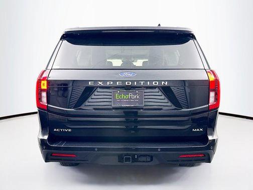 2025 Ford Expedition Max Active 4x4